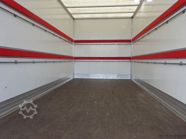 Vrachtwagen met bakwagen FORD Transit 350 L4 130PS HA Trend Koffer LBW