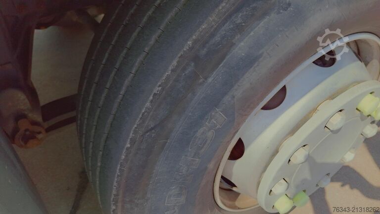 Huisvuilwagen RENAULT D26 WIDE 320 - 6X2 - E6 - SEMAT C337