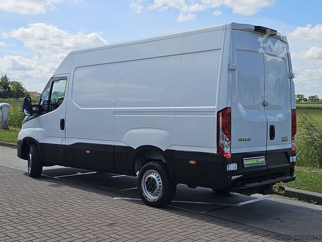 Στέισον βάγκον με ψηλή οροφή IVECO DAILY 35 S 18 3.0L AUT. L2H2