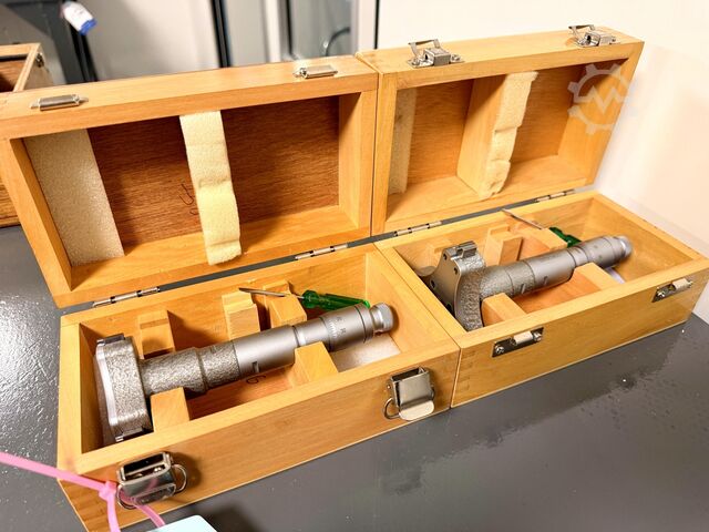 Post med trepunkts innermikrometer nan nan