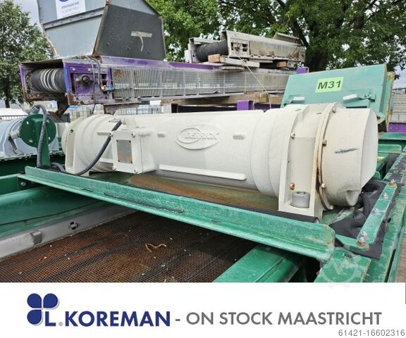 Screening machine Derrick Corp. 8/32-2