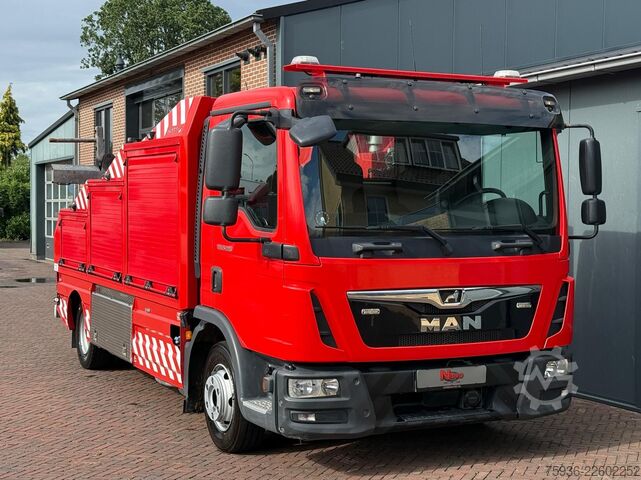 Behajtási jármű MAN TGL 8.220 Takelwagen TowTruck Abschlepwagen Tak...