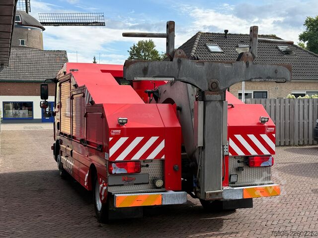 Behajtási jármű MAN TGL 8.220 Takelwagen TowTruck Abschlepwagen Tak...