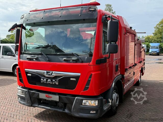 Behajtási jármű MAN TGL 8.220 Takelwagen TowTruck Abschlepwagen Tak...