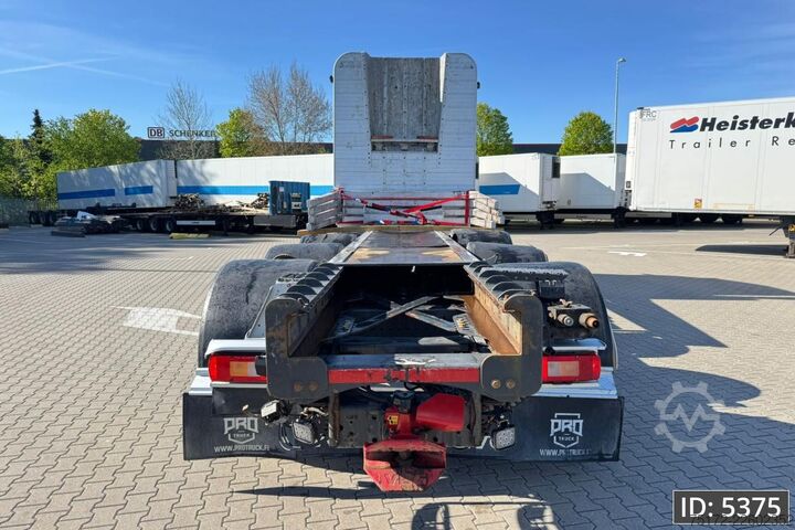 Transporteri od drveta Volvo FH16 750 Globetrotter XL, Euro 6, 8x4 / Hydraul...
