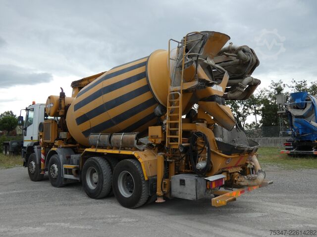 Betongpumpbil Iveco EUROTRAKKER 410E44H