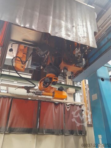 Robot przemysłowy + pozycjoner Cloos Romat 350