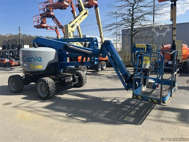 Csuklós teleszkópos munkaállvány Genie Z-45/25XC (3204)
