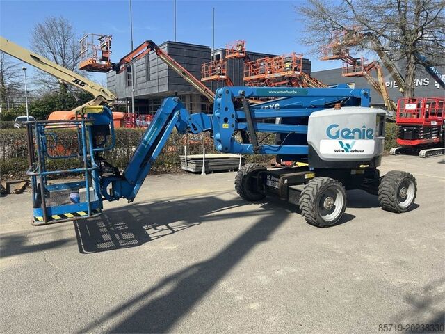 Csuklós teleszkópos munkaállvány Genie Z-45/25XC (3204)