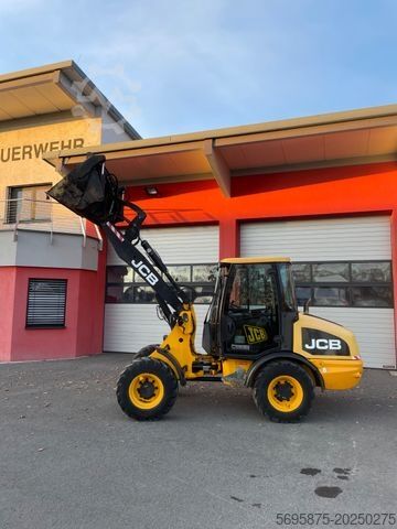 Hjullæsser JCB 406