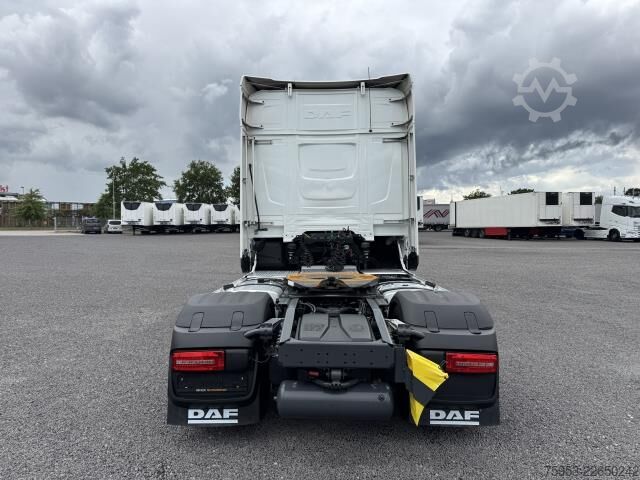 Standard dragbil DAF XG 530 FT 4x2 Standklima Intarder