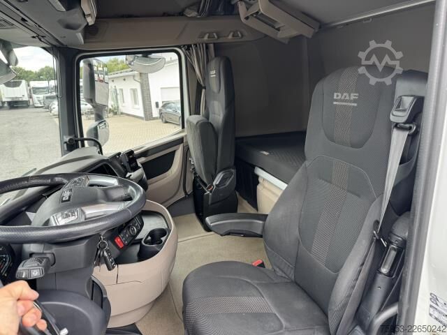Standard dragbil DAF XG 530 FT 4x2 Standklima Intarder