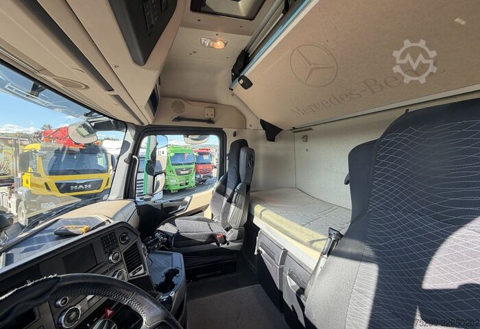 Φορτηγό πλατφόρμα με μουσαμά Mercedes-Benz Actros 1845 4x2 Plane/HB / Swiss-Vehicle