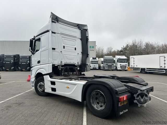 Estándar-SZM Mercedes-Benz Actros 1840 Streamspace / 583 dkm / Full Spoile...