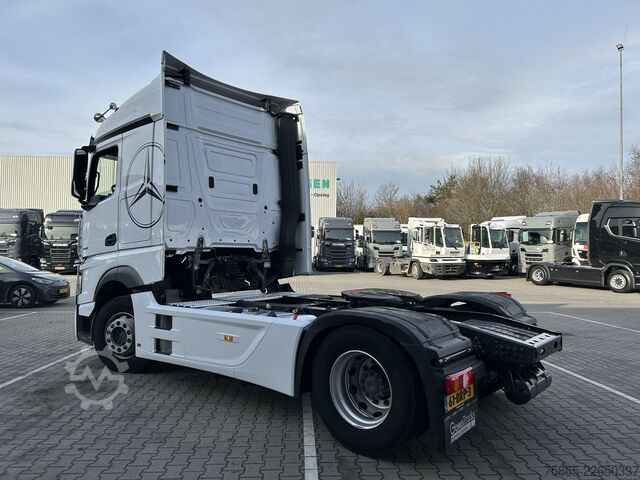 Estándar-SZM Mercedes-Benz Actros 1842 Streamspace / 457 dkm / Full Spoile...