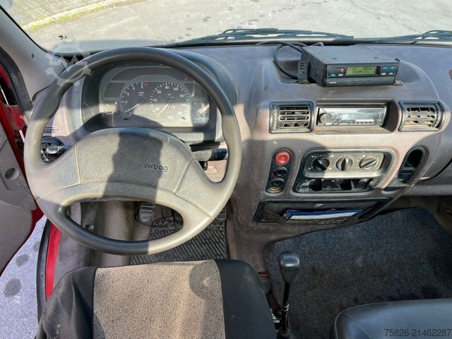 Billenőplatós furgon RENAULT Master*Dreiseitenkipper*2.8dTi*AHK*