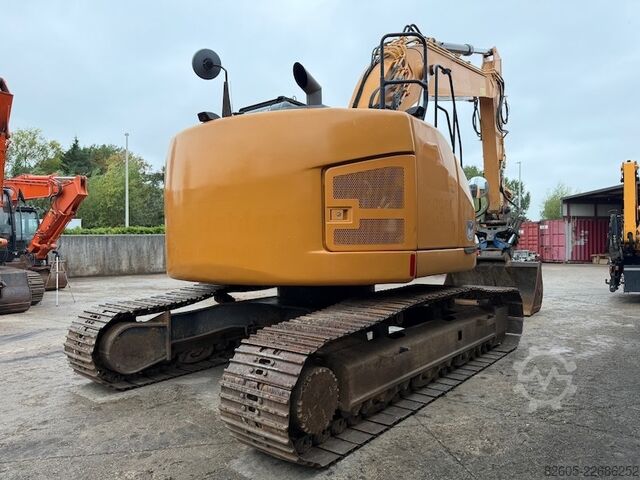 Escavatore cingolato CASE CX 235 C SR