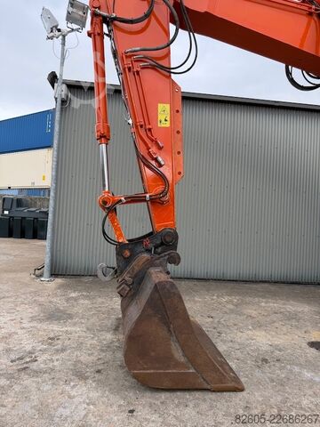 Escavatore cingolato Hitachi ZX 190 LC-6