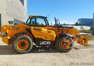 Vysokozdvižný vozík s teleskopickým ramenem JCB 540-140