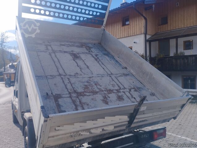 Transportín con maleta Iveco Daily 35S12 Kipper Doppelkabine Klima