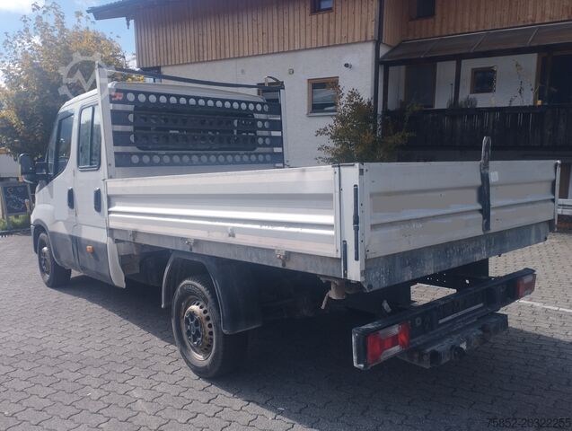 Transportín con maleta Iveco Daily 35S12 Kipper Doppelkabine Klima