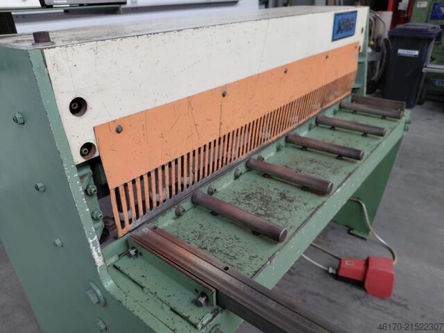 Guillotineschaar Jorg 4052