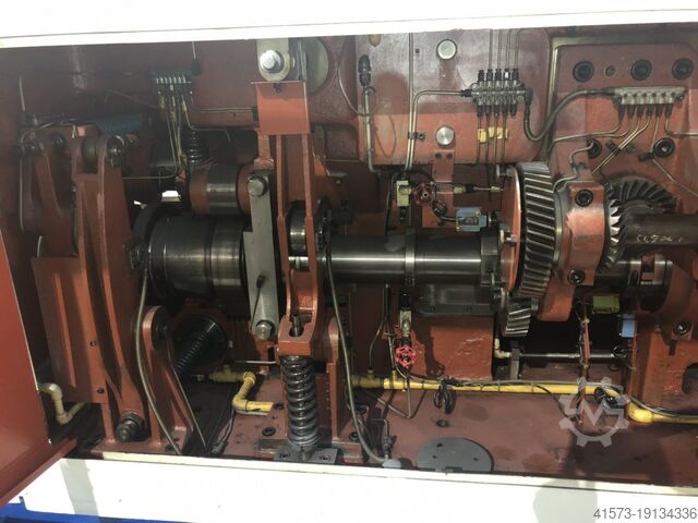 2 matrijzen - 3-slag pers ASAHI OKUMA ORH120