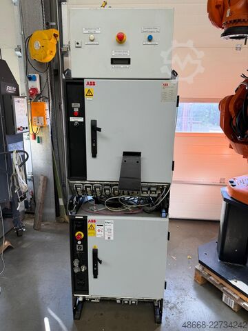 Industrijski robot Robot ABB IRB 6600-125/3.2 Type B M2004