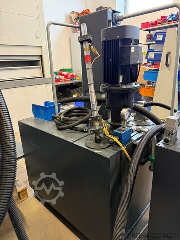 Centro de torneamento e fresagem CNC DMG MORI MillTap 700