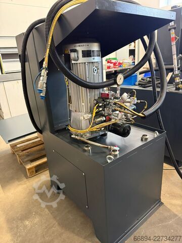 Centro de torneamento e fresagem CNC DMG MORI MillTap 700