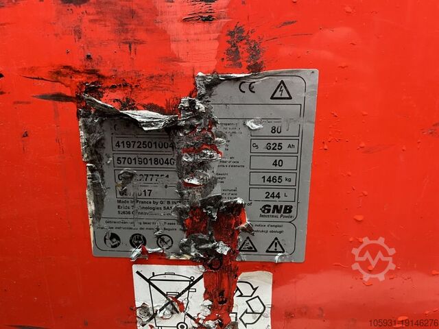 Stivuitor electric cu 4 roți Linde E25L-01