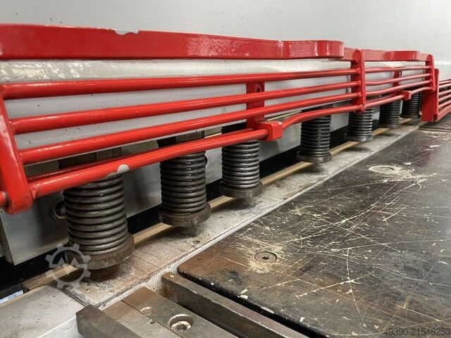 Hydraulisk pladesaks, svingskæresaks til plader, pladesaks, bordpladesaks BAYKAL HGL 3100 x 8