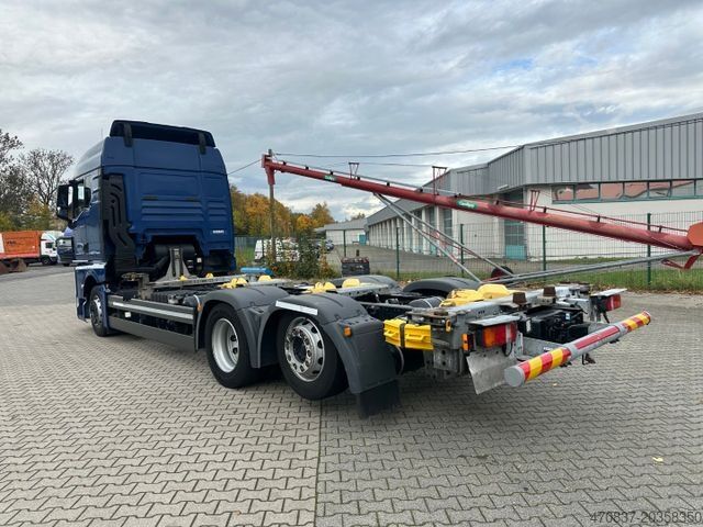Camion porte-caisses amovibles MAN TGX 26.470 / Retarder / 2 x AHK