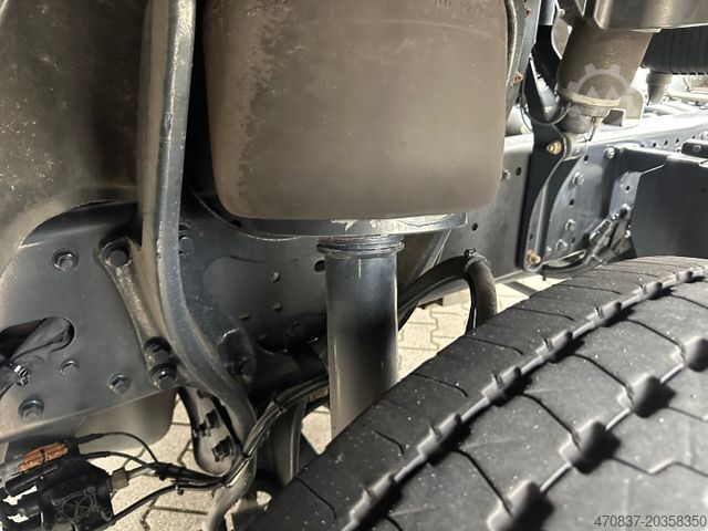 Camion porte-caisses amovibles MAN TGX 26.470 / Retarder / 2 x AHK