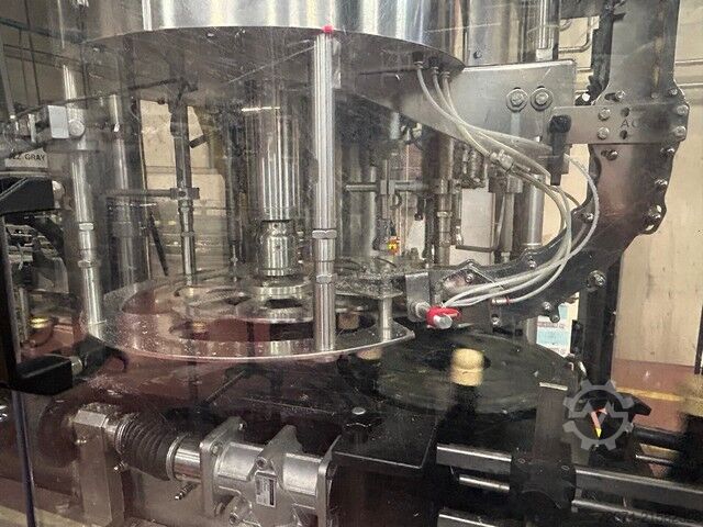 Envasadora de tapas Arol Kamma PKV