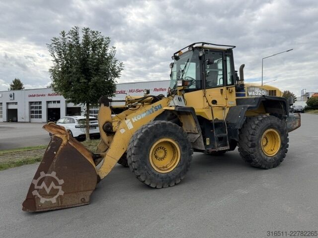 Chargeuse Komatsu WA320-5