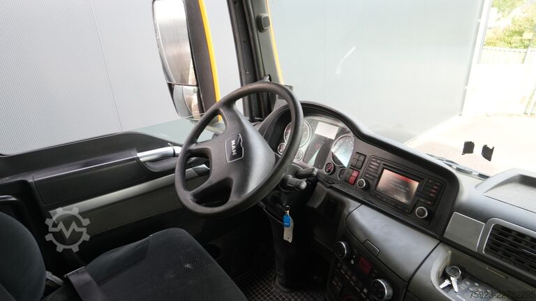 Ribaltabile MAN TGS 49.440 10x8 tipper 486.300km