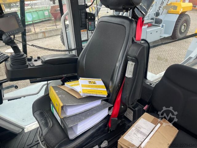 Zakladač plných kontejnerů Hyster RS46-41XD/67S