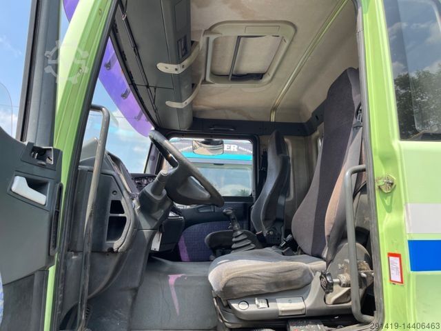 Billenő teherautó MAN Tga 18.413 FLLT 4x2 Eu 3 Kipper mit Kran Bj 2002