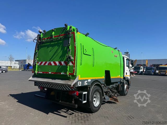 Veegmachine MAN TGM 18.290 met BROCK  SL 280 opbouw