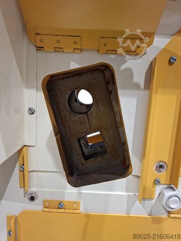 μηχανή διάτρησης-κοπής προφίλ GEKA 