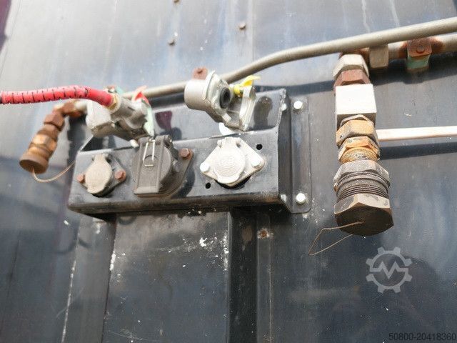 Auflieger mit Walkingfloor LUECK