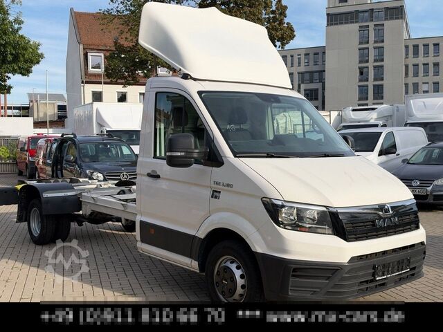 Dodávkový podvozek MAN TGE 3.180 Automat Chassis 3,5 t 5.180 Navi Klima