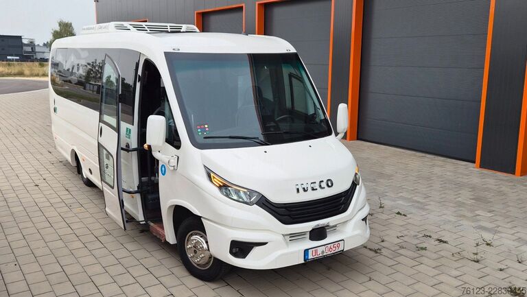 Minibus IVECO Daily 70 Ferqui Sunrise 34 Plätze COC