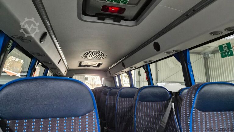 Minibus IVECO Daily 70 Ferqui Sunrise 34 Plätze COC