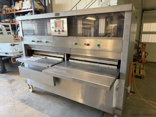 Vacuüm krimpfolie-machine REMUND AG vacuum packaging machine