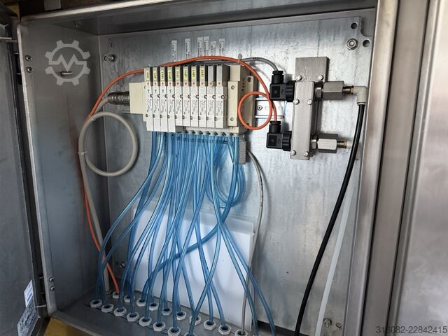 Vacuüm krimpfolie-machine REMUND AG vacuum packaging machine