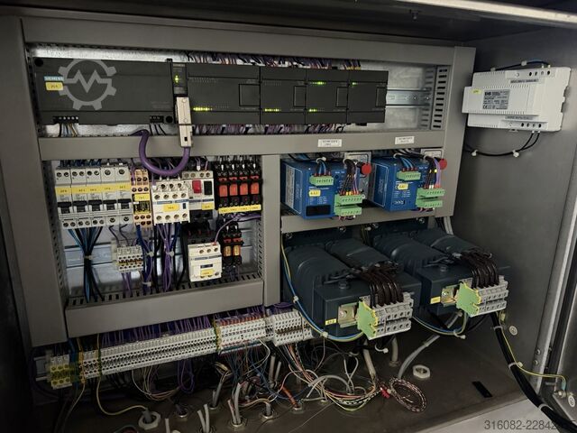 Vacuüm krimpfolie-machine REMUND AG vacuum packaging machine