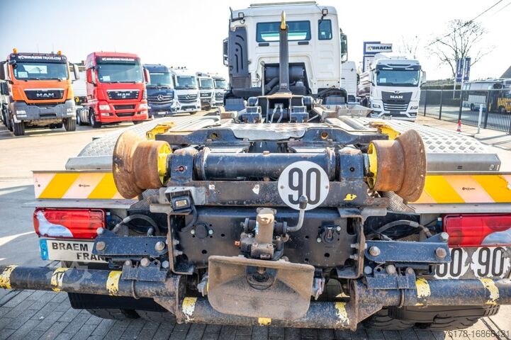 Haakarmsysteem MAN TGS 26.420 BB+MARREL20T