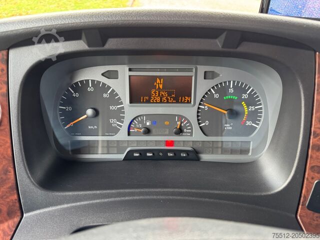 Koffer Mercedes-Benz ATEGO 818 / 228.000..KM!! / Sleeping Cab / TUV:...